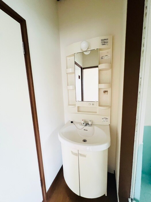 ユ－ハイツの洗面