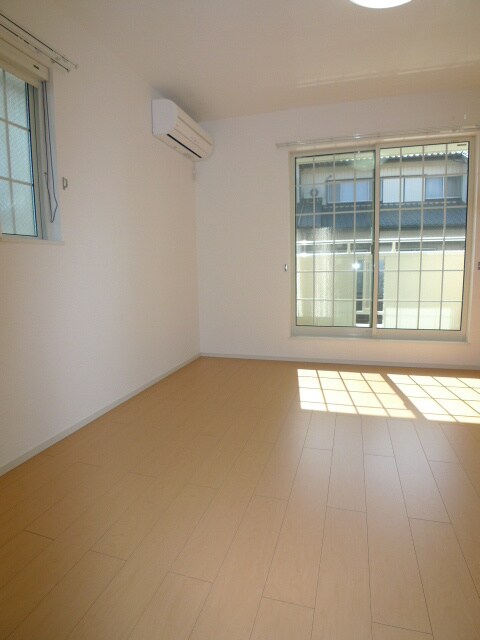 物件内観写真9　(内観写真)