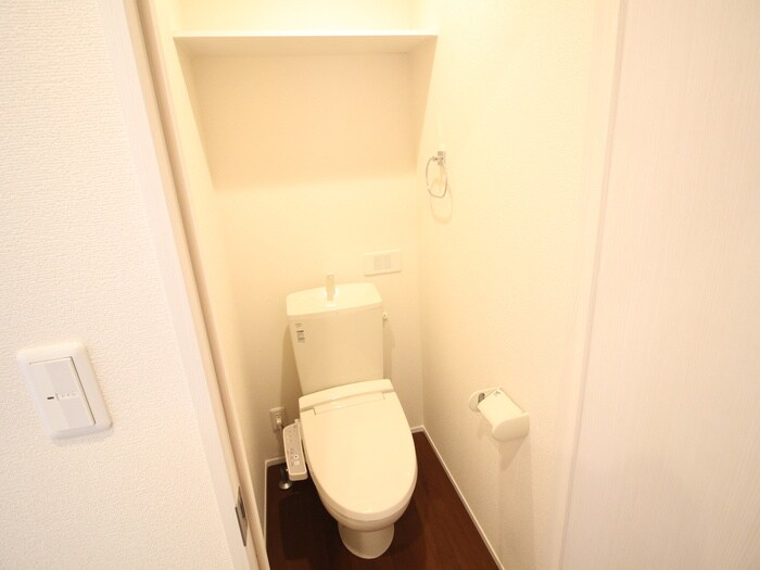 物件内観写真16　(トイレ)