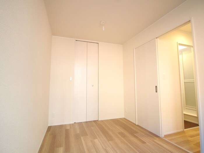 物件内観写真18　(居室)