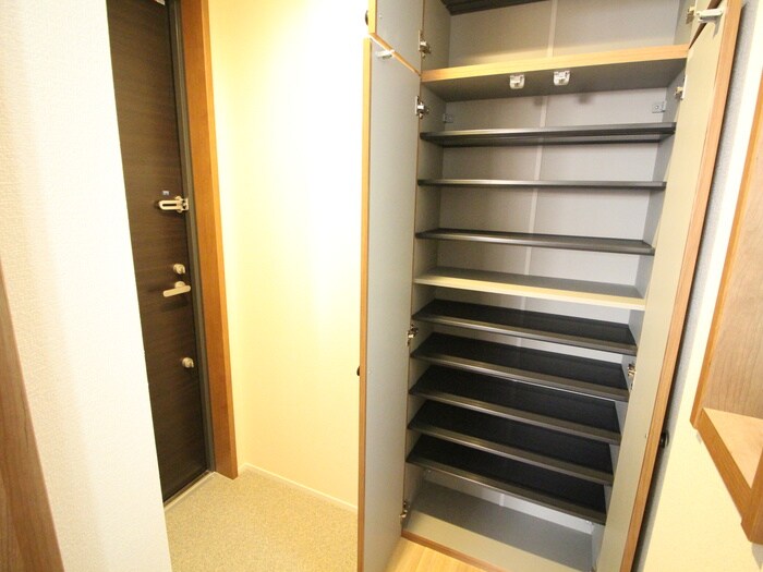 物件内観写真20　(靴箱)