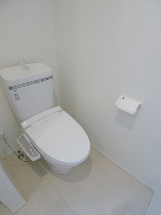 物件内観写真11　(トイレ)