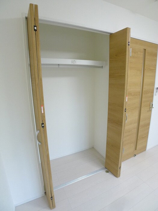 物件内観写真11　(収納)