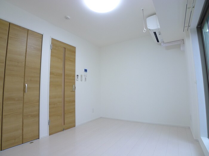 物件内観写真18　(居室)