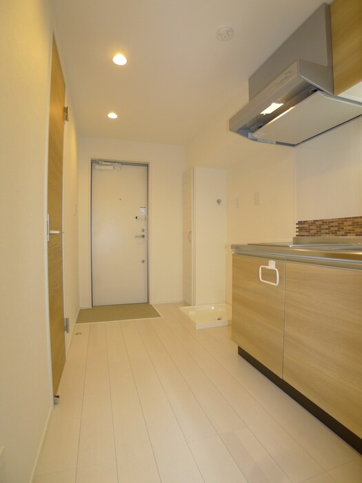 物件内観写真19　(廊下)