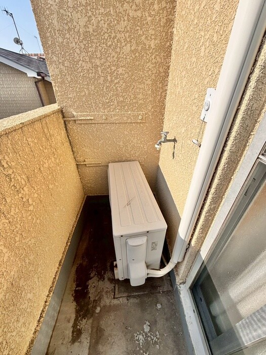 物件内観写真12　(洗濯機置場)