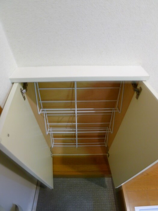 物件内観写真17　(靴箱)