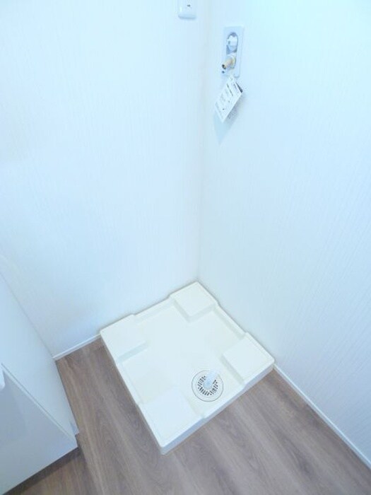 物件内観写真19　(洗濯機置場)