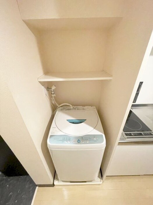 物件内観写真17　(洗濯機置場)