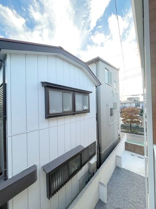 物件内観写真20　(室内からの展望)