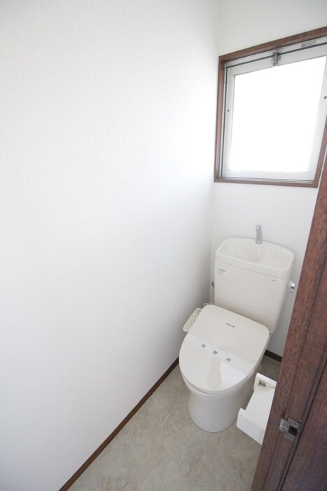 物件内観写真8　(トイレ)