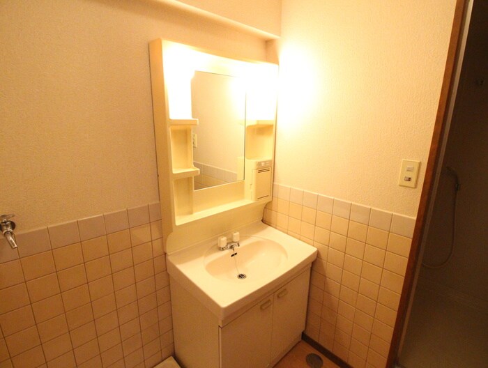 物件内観写真9　(トイレ)