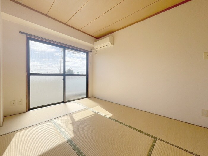 物件内観写真9　(居室)