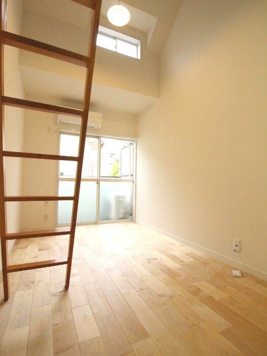 物件内観写真8　(居室)