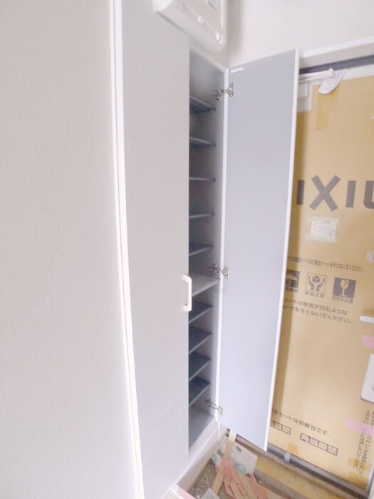 物件内観写真19　(靴箱)