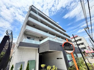 コンフォリア・リヴ志村三丁目外観写真