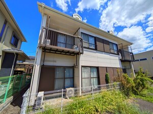 バ－デンハイム２号棟外観写真