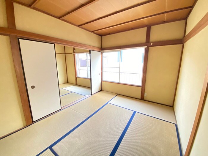 物件内観写真4　(居室)