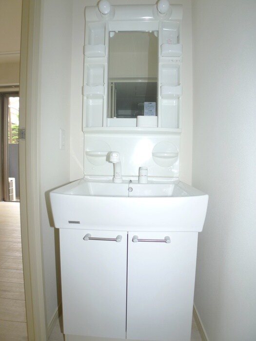 物件内観写真14　(洗面)