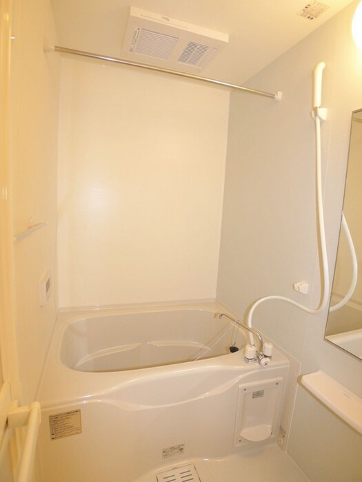 物件内観写真10　(バス／シャワールーム等)