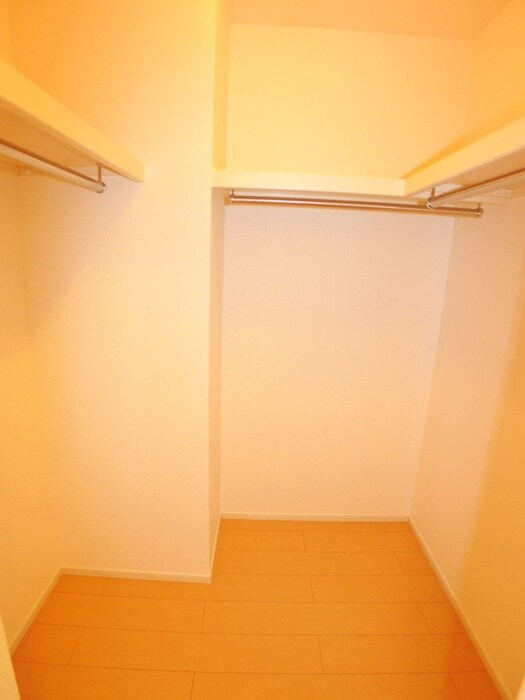 物件内観写真11　(収納)