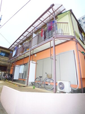 西所コ－ポ外観写真