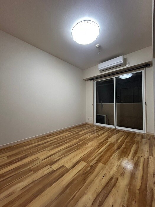 物件内観写真6　(居室)