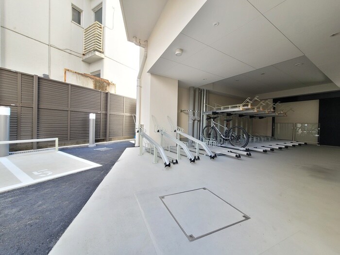 テラス駒込イーストの駐輪場