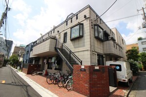 トラスティ（１Ｆ）外観写真