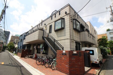 トラスティ（１Ｆ）外観写真