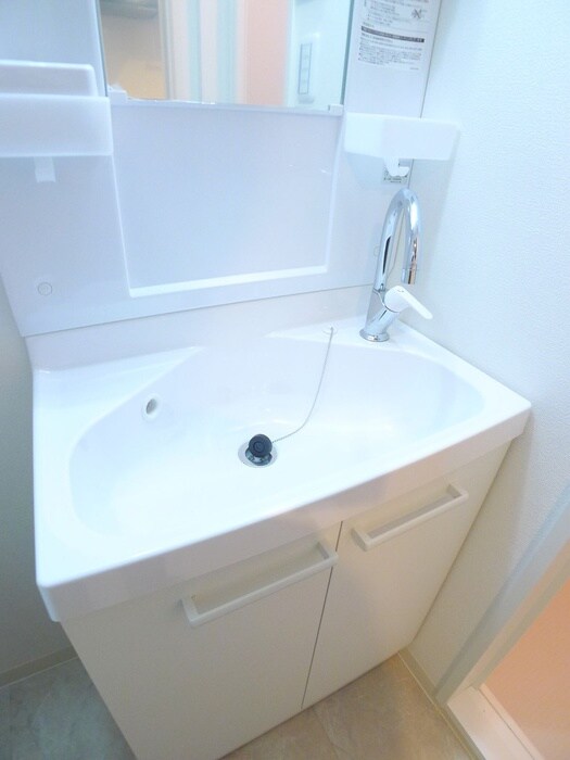 物件内観写真13　(洗面)