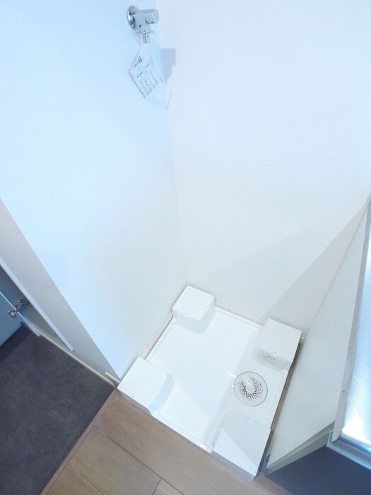 物件内観写真22　(洗濯機置場)