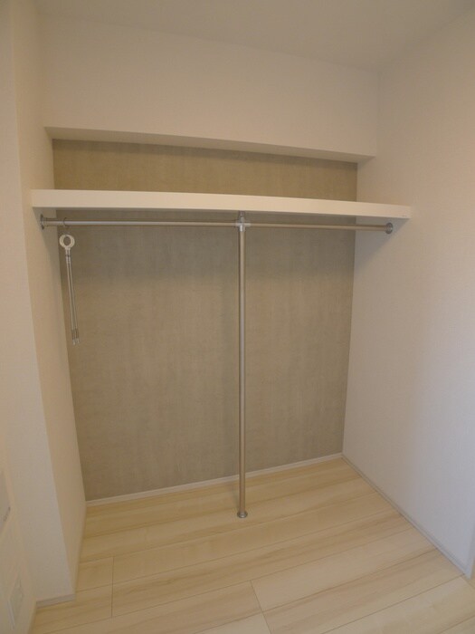 物件内観写真11　(収納)