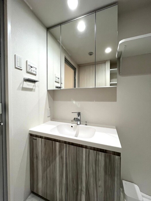 物件内観写真12　(洗面)