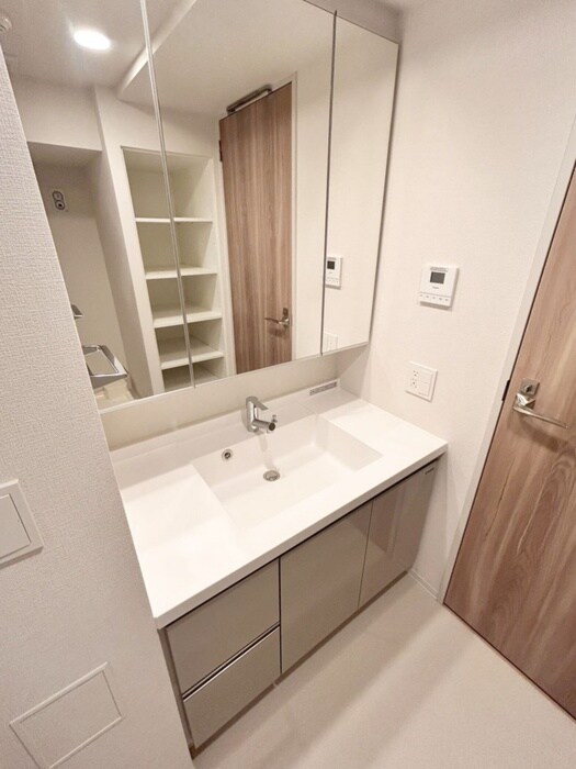 物件内観写真14　(洗面)