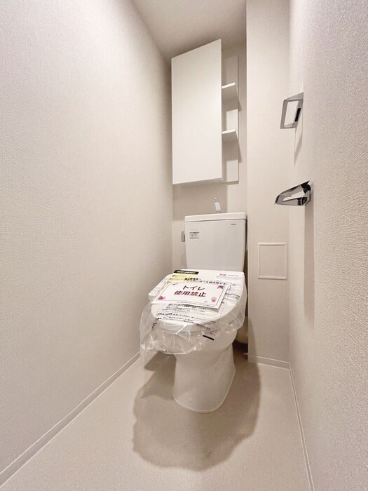 物件内観写真14　(トイレ)