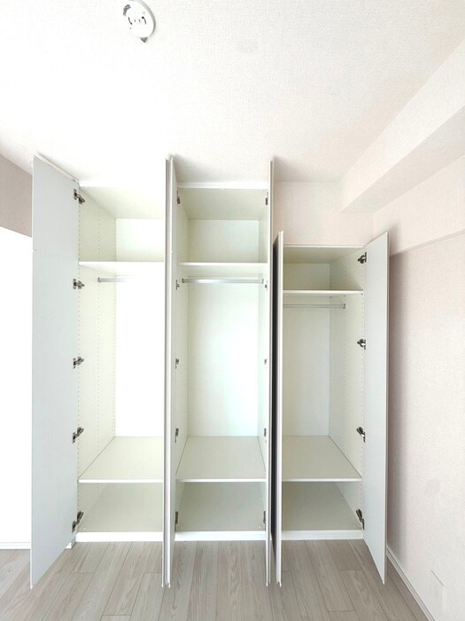 物件内観写真14　(収納)