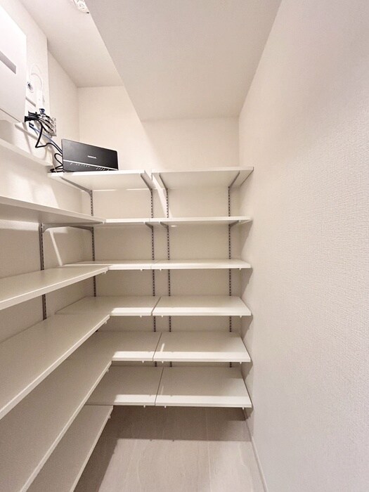 物件内観写真18　(靴箱)