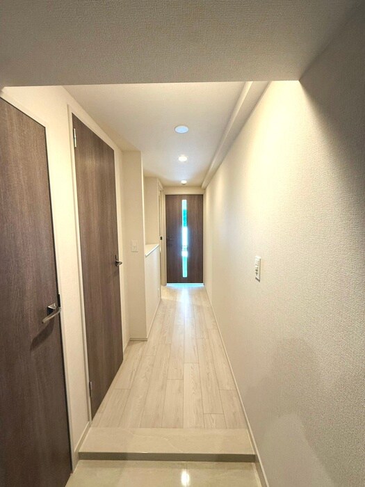 物件内観写真18　(廊下)