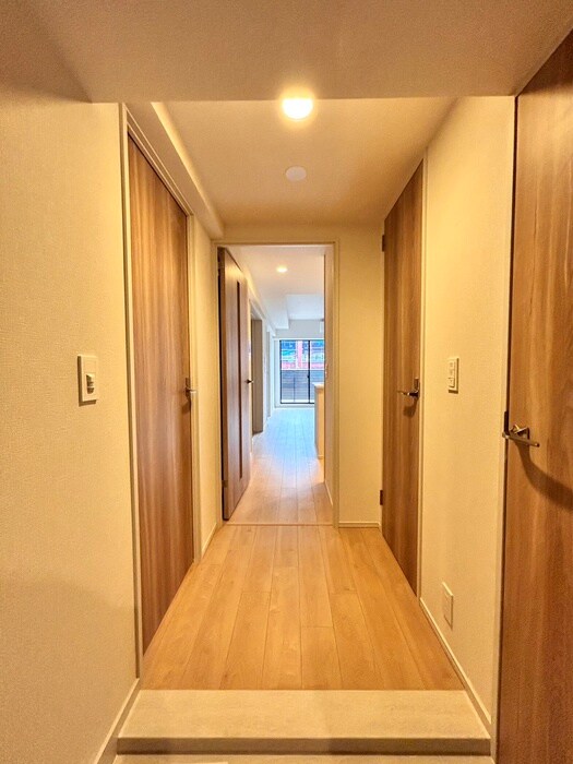 物件内観写真19　(廊下)