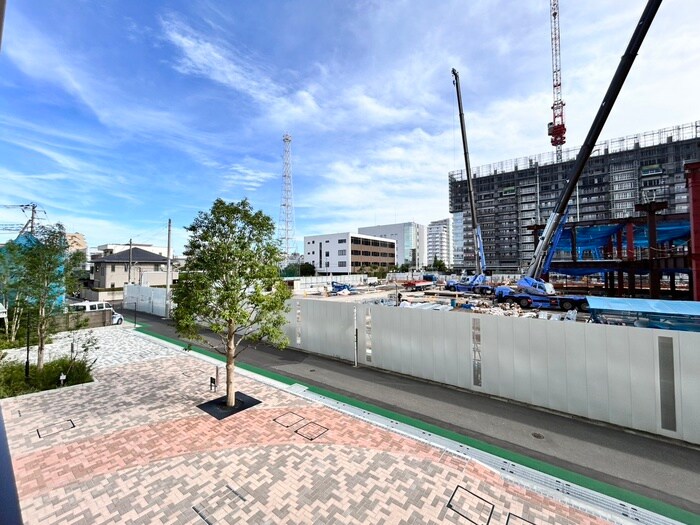 物件内観写真22　(室内からの展望)