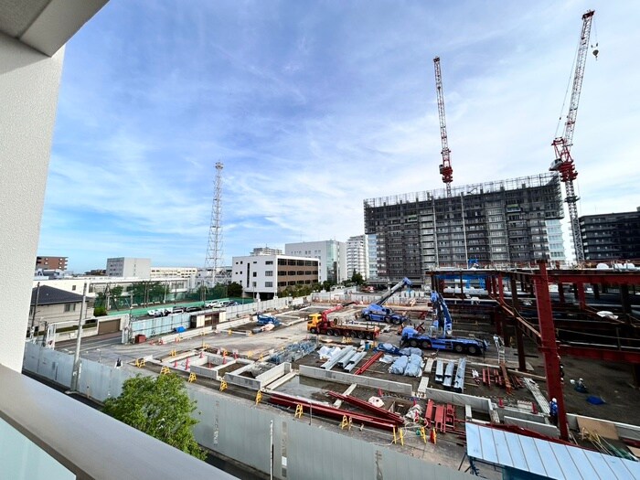 物件内観写真22　(室内からの展望)