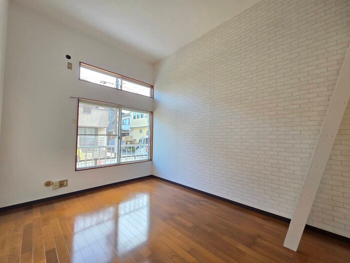 物件内観写真13　(居室)