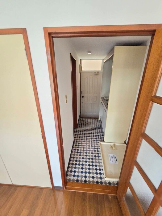 物件内観写真18　(廊下)