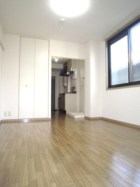 物件内観写真15　(居室)