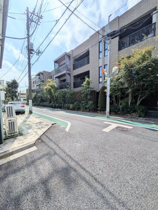 物件外観写真6　(周辺環境)