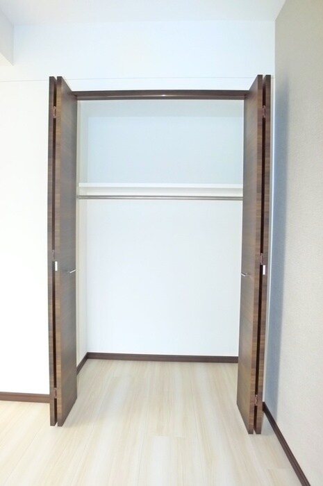 物件内観写真11　(収納)