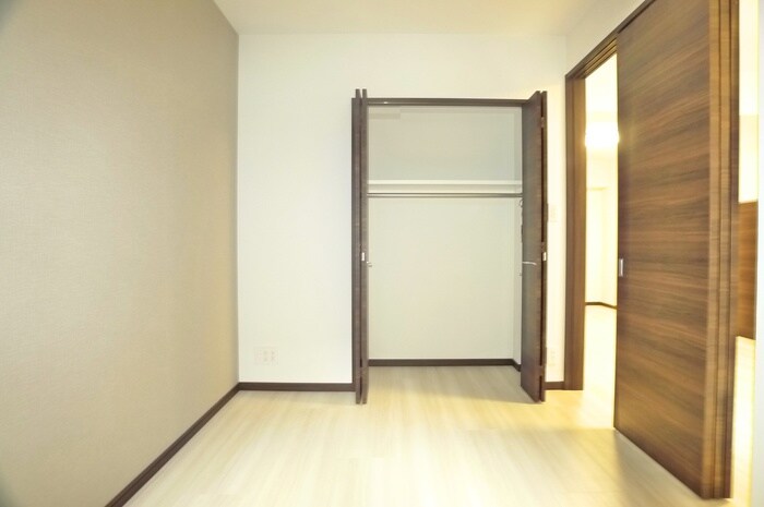 物件内観写真15　(居室)