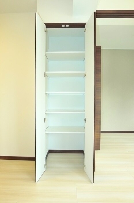 物件内観写真18　(内観写真)