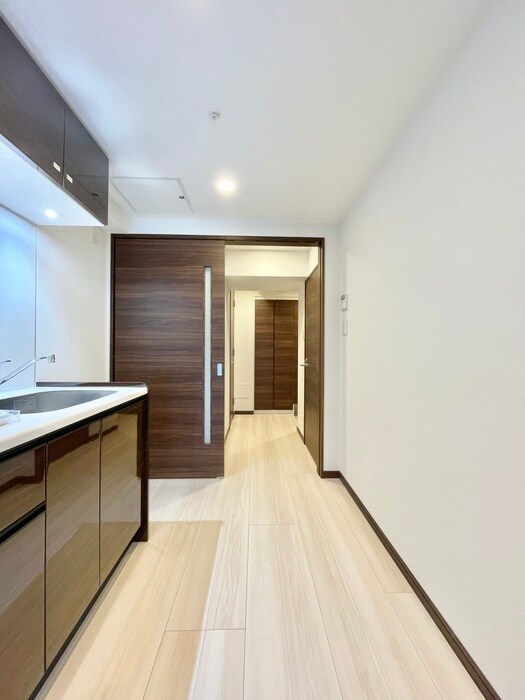 物件内観写真18　(廊下)